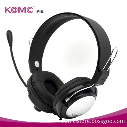 Call center USB headset with noise canceling microphone